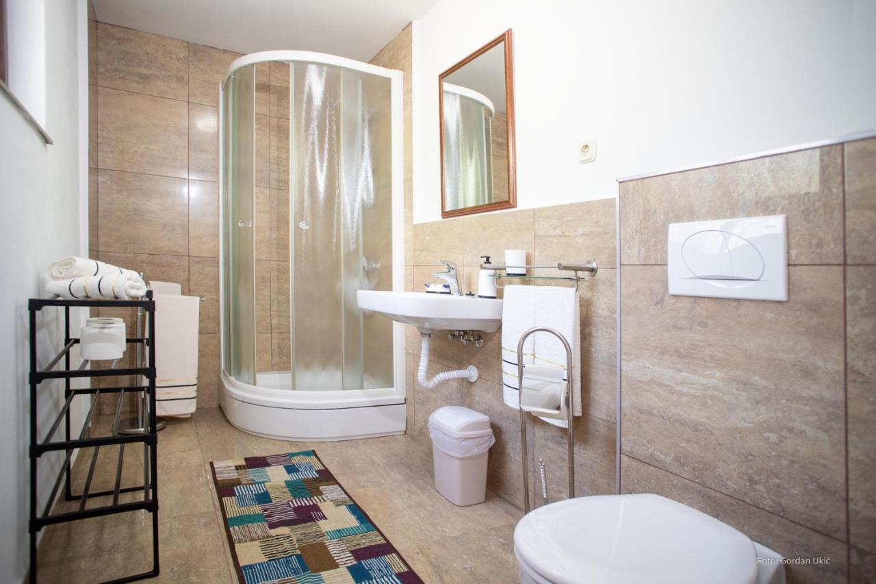 Apartman Luka โรวีน ภายนอก รูปภาพ